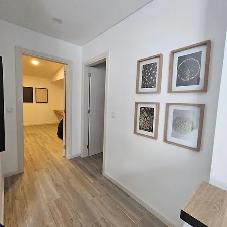 Next House בית נופש פורנס