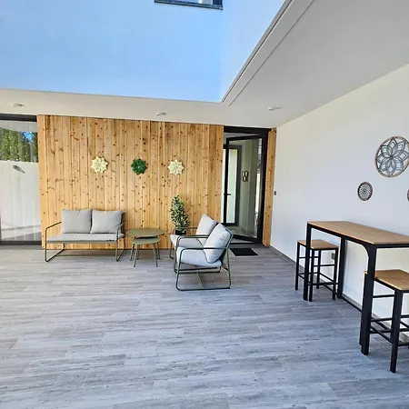 Next House *